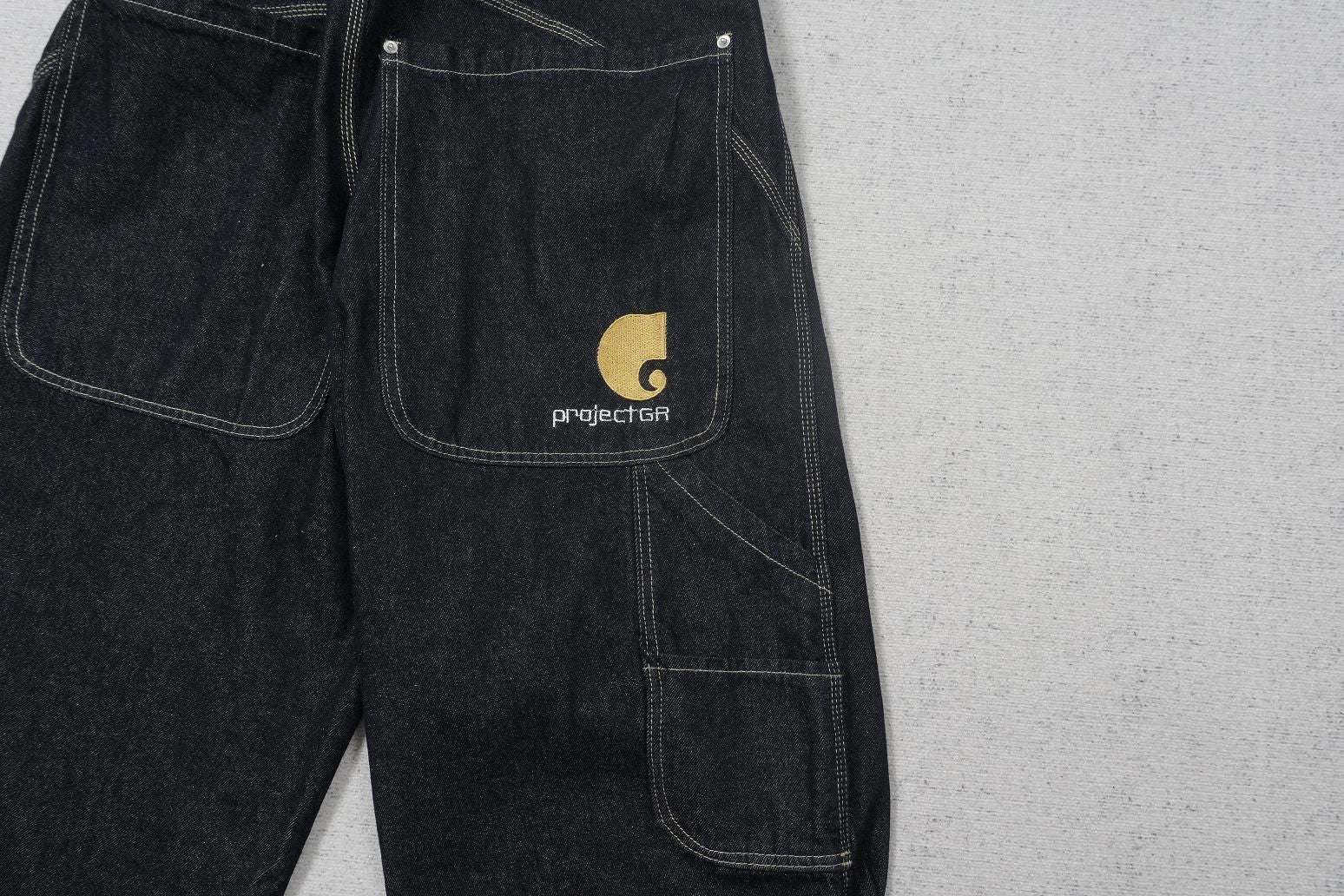 P - JEANS